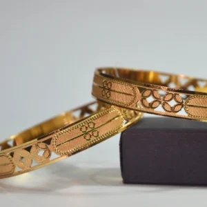 Cutwork Gold Bangle Set