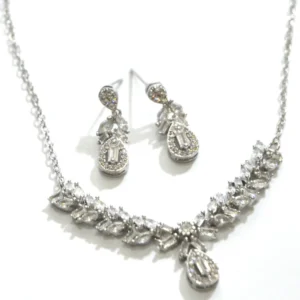 Glamour Necklace Earring Set