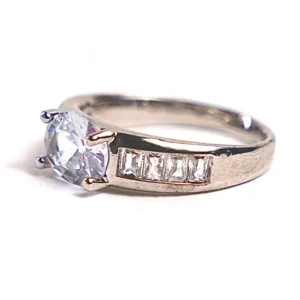 Elegant Crystal Solitaire Ring