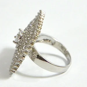 Starburst Crystal Fashion Ring