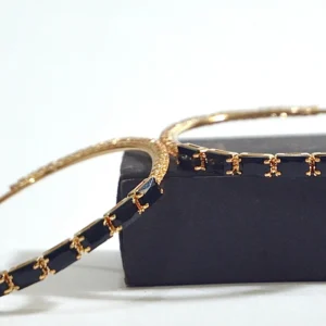 Black Detail Earrings